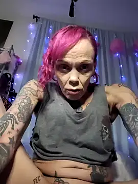 MommyMisfit online show from 04-11-26, 01:26