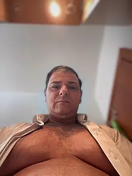 Snapshot of SecretlyDD chatting on 11-19-25, 09:20 SecretlyDD online show from 11-19-25, 09:20