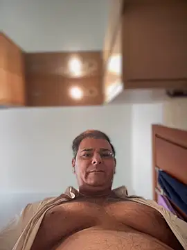 Snapshot of SecretlyDD chatting on 11-26-25, 08:48 SecretlyDD online show from 11-26-25, 08:48