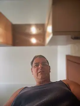 Snapshot of SecretlyDD chatting on 11-29-25, 10:18 SecretlyDD online show from 11-29-25, 10:18