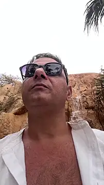 Snapshot of SecretlyDD chatting on 01-09-26, 09:34 SecretlyDD online show from 01-09-26, 09:34