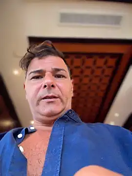 Snapshot of SecretlyDD chatting on 03-19-26, 08:40 SecretlyDD online show from 03-19-26, 08:40