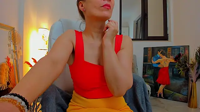 Snapshot of Julya_Anna chatting on 05-06-26, 04:30 Julya Anna online show from 05-06-26, 04:30