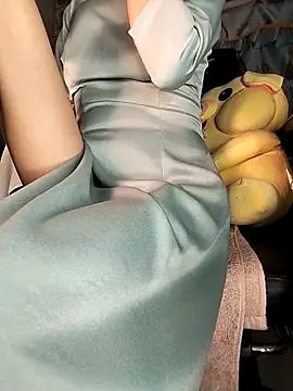 Snapshot of Lucy_limon chatting on 12-18-25, 09:10 Lucy limon online show from 12-18-25, 09:10