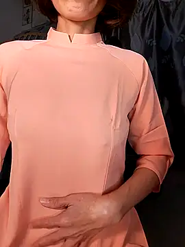 Snapshot of Lucy_limon chatting on 02-07-26, 09:51 Lucy limon online show from 02-07-26, 09:51