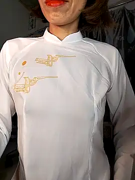 Snapshot of Lucy_limon chatting on 02-12-26, 07:53 Lucy limon online show from 02-12-26, 07:53