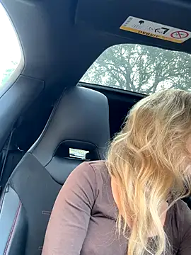 Emmy frenchie online show from 10-09-25, 09:18