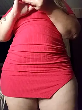 Snapshot of pAuLa_- chatting on 10-15-25, 01:17 pAuLa - online show from 10-15-25, 01:17