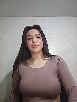 Snapshot of eriika_deep_ chatting on 05-23-26, 04:33 eriika deep online show from 05-23-26, 04:33