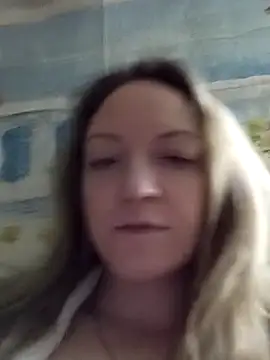 KattyLuuu online show from 12-18-25, 09:21