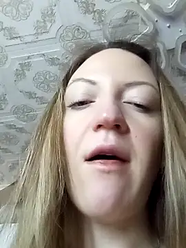 KattyLuuu online show from 01-18-26, 09:13