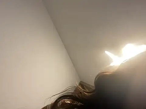 LavenderBuxton online show from 12-17-24, 02:00