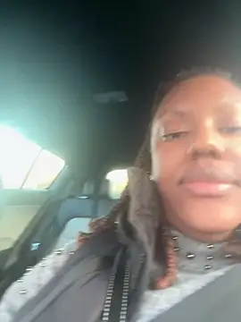 LavenderBuxton online show from 02-28-25, 04:31