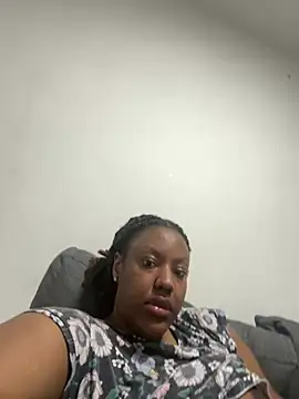 LavenderBuxton online show from 03-03-25, 10:52