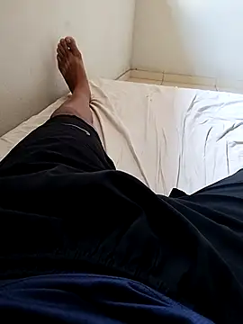 Snapshot of Pmsafadomg chatting on 03-15-26, 04:46 Pmsafadomg online show from 03-15-26, 04:46