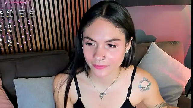 Gaby Ferrer online show from 10-07-25, 02:03