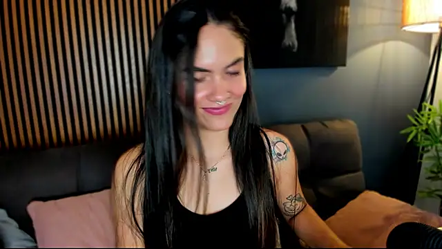 Gaby Ferrer online show from 11-29-25, 04:32