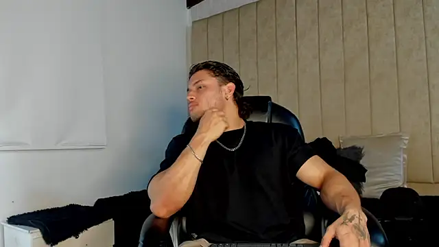 jeicob gagnon online show from 10-08-25, 07:17