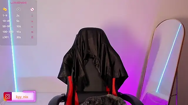 nix  kyy online show from 10-07-25, 05:48