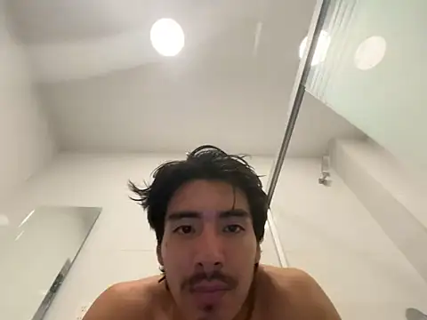 GIOOOO568 online show from 02-15-26, 02:08