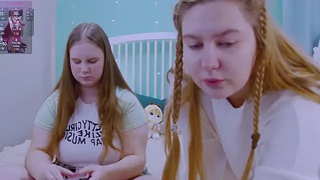 Ellie Wellie online show from 02-23-25, 03:08