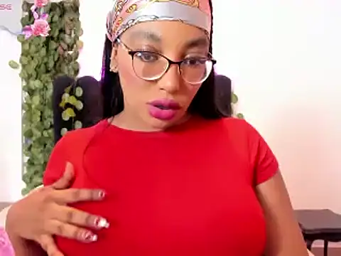 AmyBriiggs online show from 02-08-26, 04:27