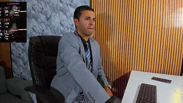 Hideintheoffice online show from 09-25-25, 11:08