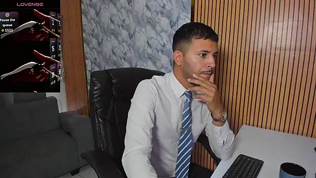 Hideintheoffice online show from 11-14-25, 11:53