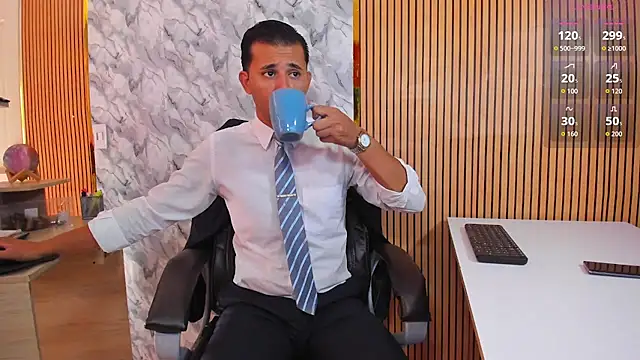 Hideintheoffice online show from 04-03-26, 01:20