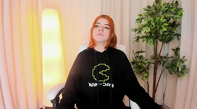 Snapshot of Maddy_bennet chatting on 02-28-25, 09:58 Maddy bennet online show from 02-28-25, 09:58