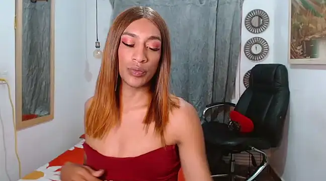 Snapshot of Dannacamilsaenz chatting on 01-10-25, 11:43 Dannacamilsaenz online show from 01-10-25, 11:43