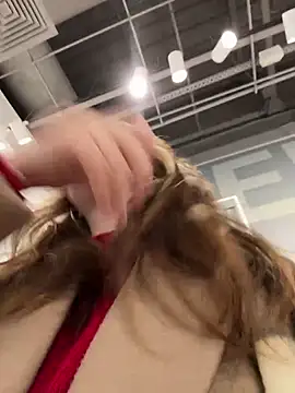 Snapshot of MayaMystic chatting on 02-26-25, 09:10 MayaMystic online show from 02-26-25, 09:10