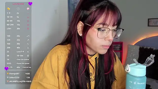 Snapshot of Fresita_Rosita chatting on 01-18-25, 04:31 Fresita Rosita online show from 01-18-25, 04:31