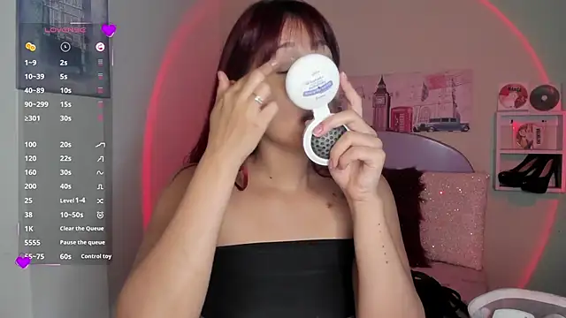 Snapshot of Fresita_Rosita chatting on 01-23-25, 12:19 Fresita Rosita online show from 01-23-25, 12:19