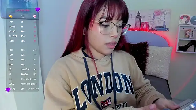 Snapshot of Fresita_Rosita chatting on 01-24-25, 03:34 Fresita Rosita online show from 01-24-25, 03:34