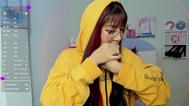 Snapshot of Fresita_Rosita chatting on 02-19-25, 03:16 Fresita Rosita online show from 02-19-25, 03:16