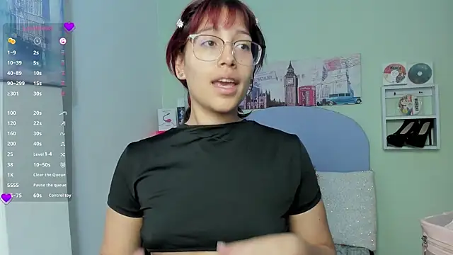 Snapshot of Fresita_Rosita chatting on 02-21-25, 12:17 Fresita Rosita online show from 02-21-25, 12:17