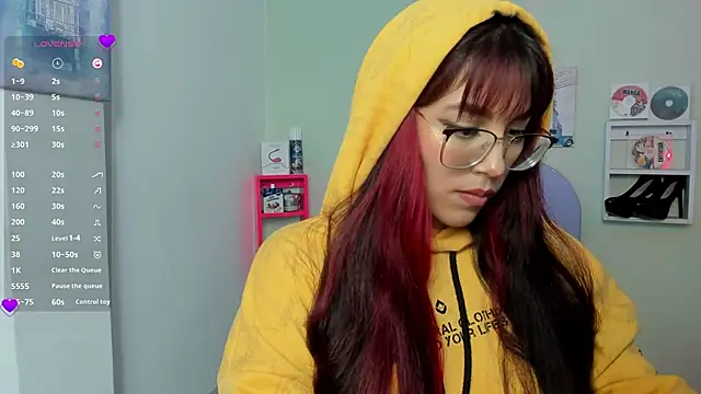 Snapshot of Fresita_Rosita chatting on 03-04-25, 03:26 Fresita Rosita online show from 03-04-25, 03:26