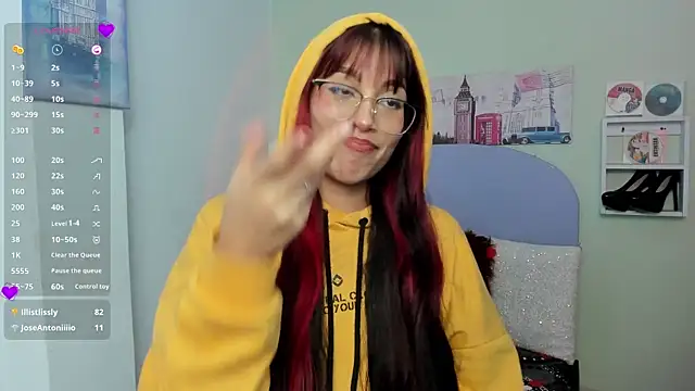 Snapshot of Fresita_Rosita chatting on 03-10-25, 06:12 Fresita Rosita online show from 03-10-25, 06:12