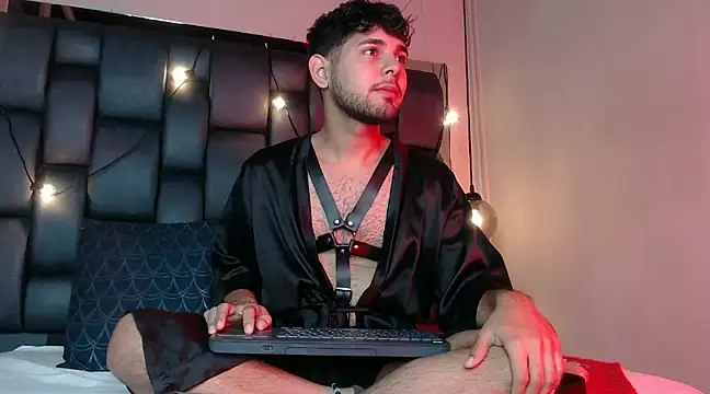 Snapshot of Samir_bear chatting on 01-23-25, 12:41 Samir bear online show from 01-23-25, 12:41