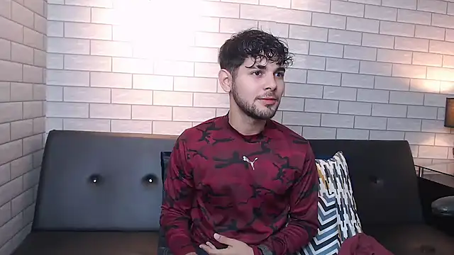 Snapshot of Samir_bear chatting on 03-20-25, 12:32 Samir bear online show from 03-20-25, 12:32