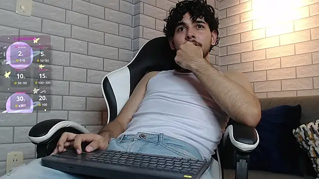 Snapshot of Samir_bear chatting on 10-09-25, 02:20 Samir bear online show from 10-09-25, 02:20