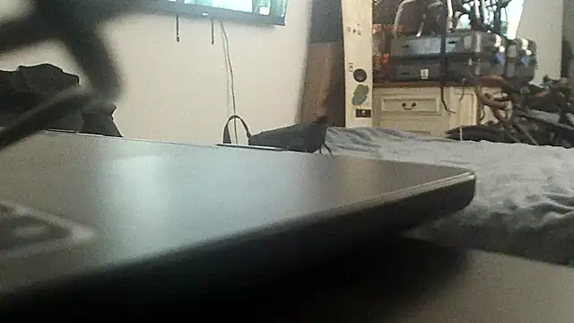 teek1234 1 online show from 10-18-25, 04:04