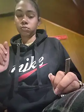 carmelbbyx22 online show from 04-23-26, 04:09