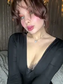 Snapshot of AmmyRich1 chatting on 03-05-26, 01:51 AmmyRich1 online show from 03-05-26, 01:51