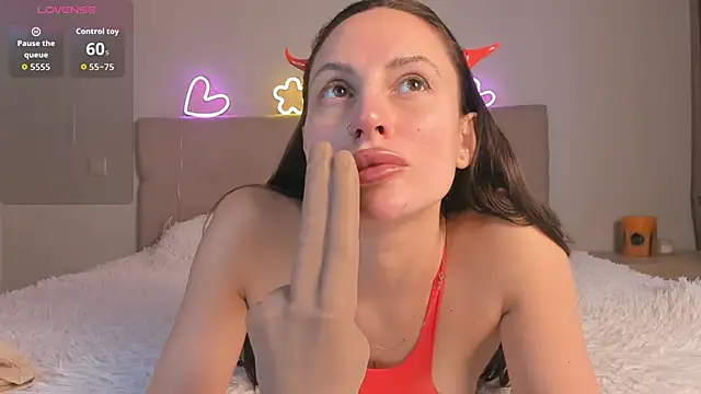 imMolly11 online show from 10-28-25, 09:35