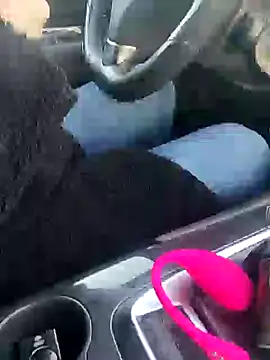 Snapshot of sansan2411 chatting on 01-21-25, 03:32 sansan2411 online show from 01-21-25, 03:32