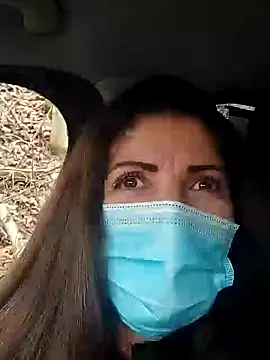 Snapshot of sansan2411 chatting on 01-31-25, 12:18 sansan2411 online show from 01-31-25, 12:18