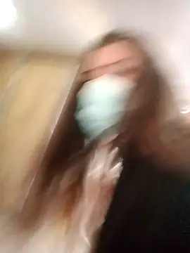 Snapshot of sansan2411 chatting on 02-04-25, 01:38 sansan2411 online show from 02-04-25, 01:38