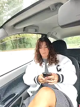 Snapshot of sansan2411 chatting on 09-29-25, 11:48 sansan2411 online show from 09-29-25, 11:48